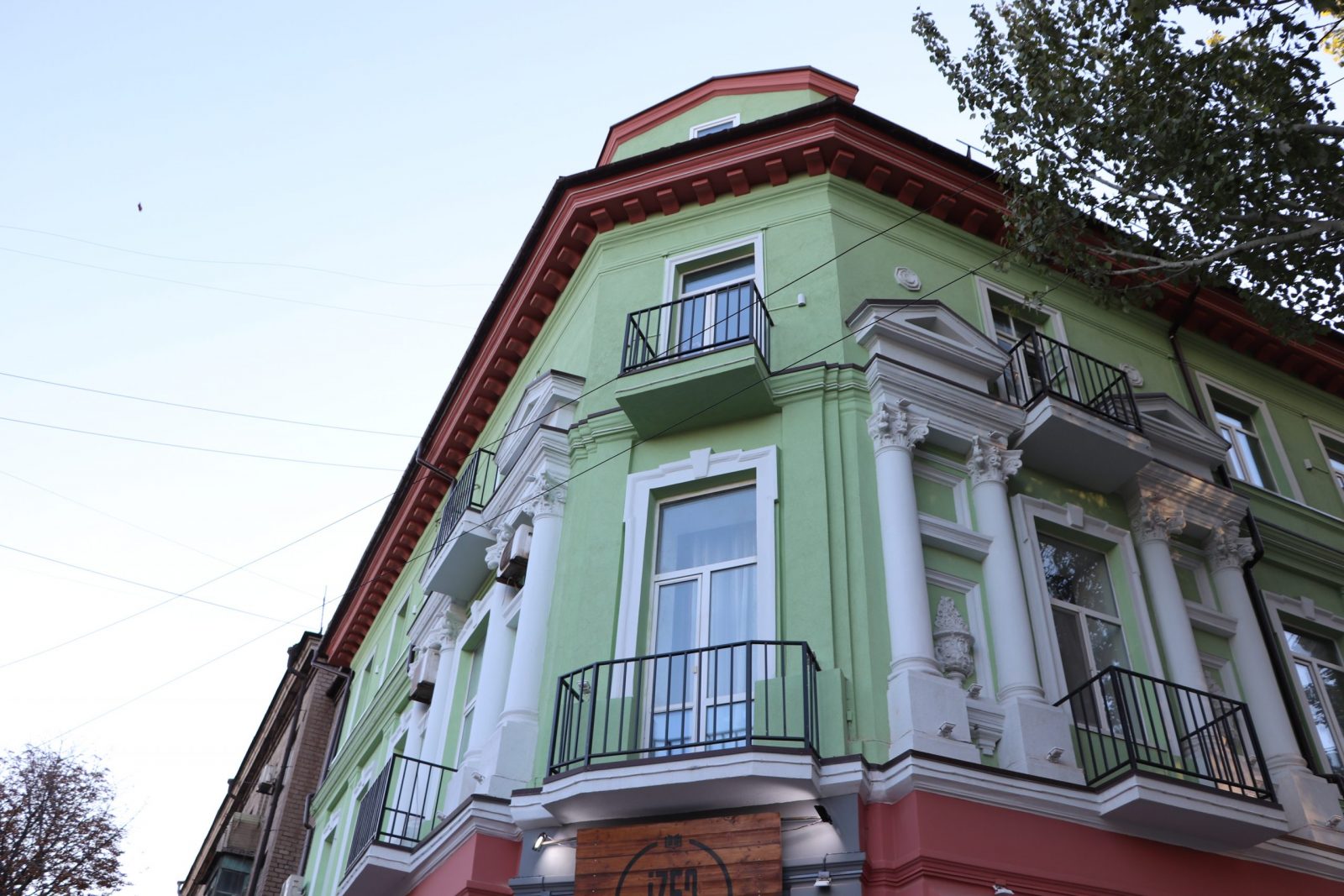 Mariupol is a tourist city • Mariupol: alleys of history <br> Coffee walk