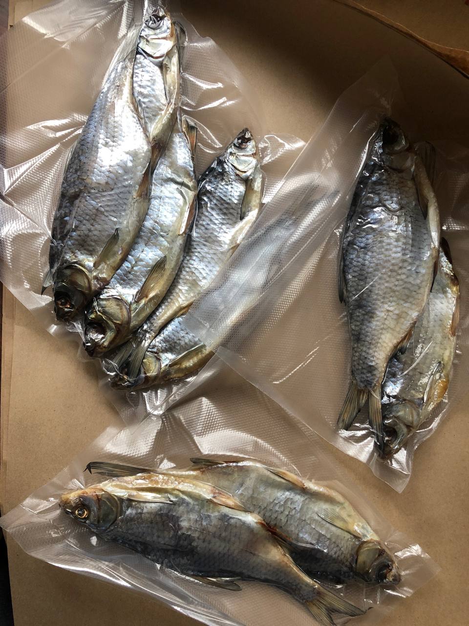 Маріуполь туристичне місто • Де в Маріуполі придбати смачну рибу? Таранка для "своїх"