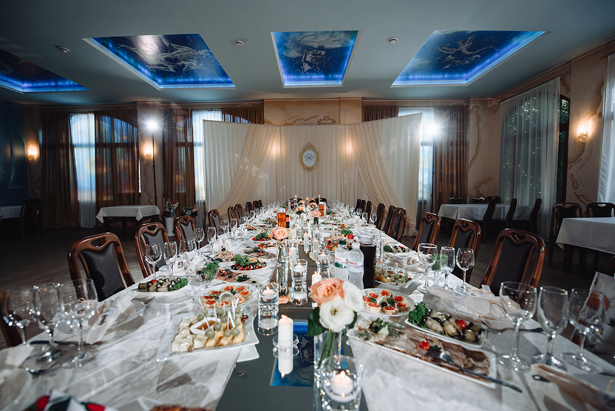 Маріуполь туристичне місто • Poseidon Restaurant
