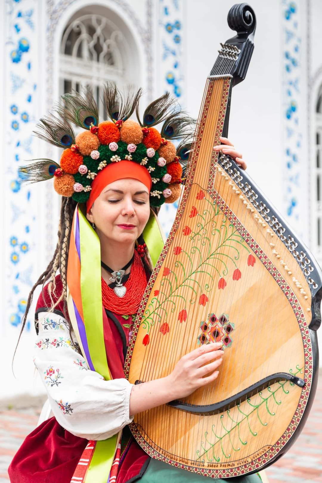 Маріуполь туристичне місто • У Маріуполі відкриють експозицію українського етнічного вбрання