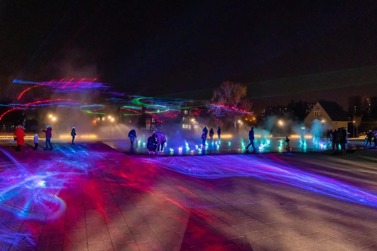 Маріуполь туристичне місто • Ювілейний парк ім.Гурова - світловий магніт для маріупольців та гостей міста